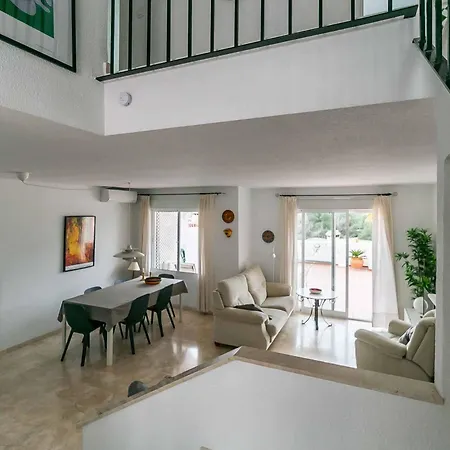 128 - Beautiful Townhouse With Pool, *