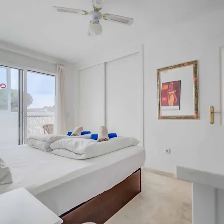 Apartment 128 - Beautiful Townhouse With Pool,