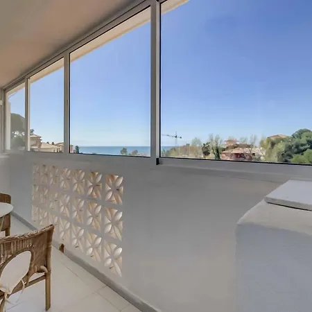 128 - Beautiful Townhouse With Pool, Apartment Benalmadena