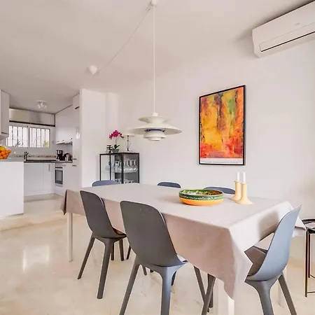 128 - Beautiful Townhouse With Pool, *