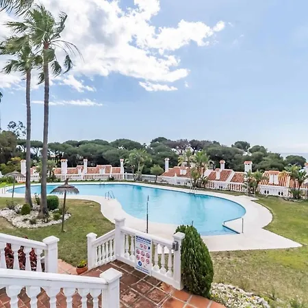 Apartment 128 - Beautiful Townhouse With Pool,