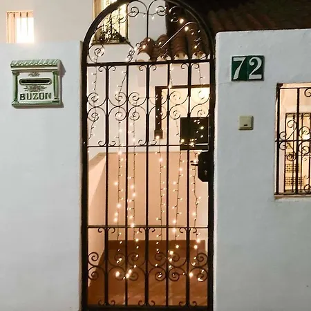128 - Beautiful Townhouse With Pool, * Benalmádena